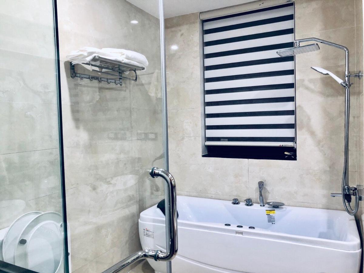 Villa Xanh & Luxury Hanoi